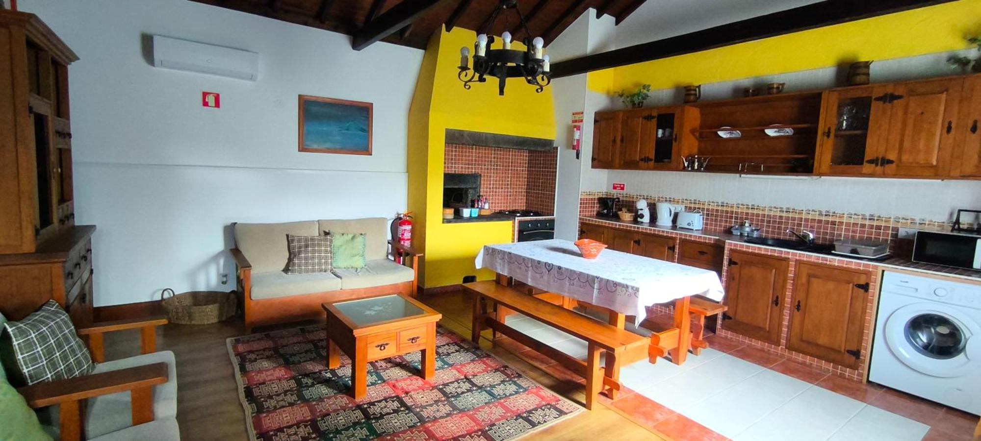 Hostal Casal Do Vulcao Capelo Exterior foto